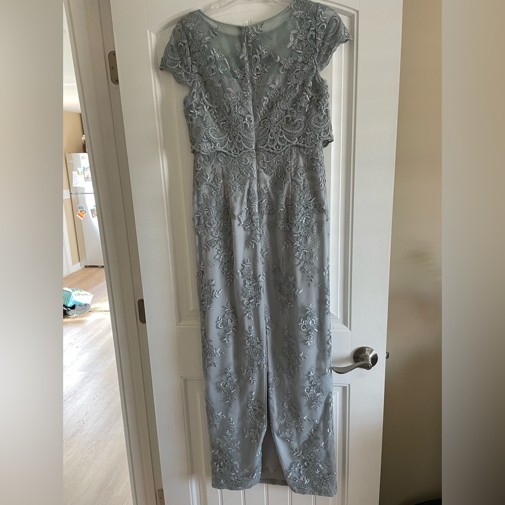 Adrianna papell size 4 gray dress hemmed to 5’4” length